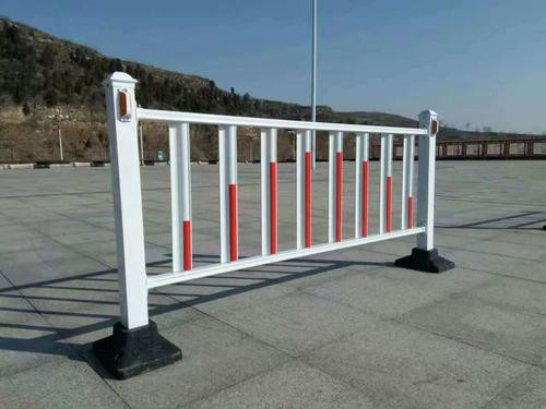 市政护栏网-城市道路护栏网图片价格-城市道路市政护栏网厂家-安平县万众丝网制品有限公司图片4