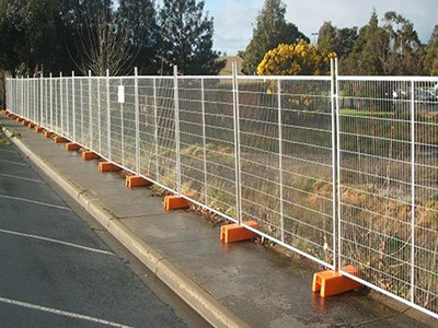 移动护栏网-临时护栏网图片价格-移动临时护栏网厂家-安平县万众丝网制品有限公司图片4