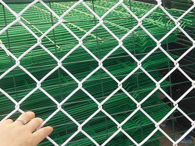 勾花护栏网-双边丝护栏网图片价格-双边丝勾花护栏网厂家-安平县万众丝网制品有限公司图片4