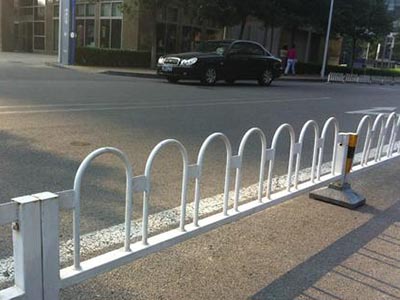 京式护栏网-京式护栏网图片价格-京式护栏网厂家-安平县万众丝网制品有限公司图片2